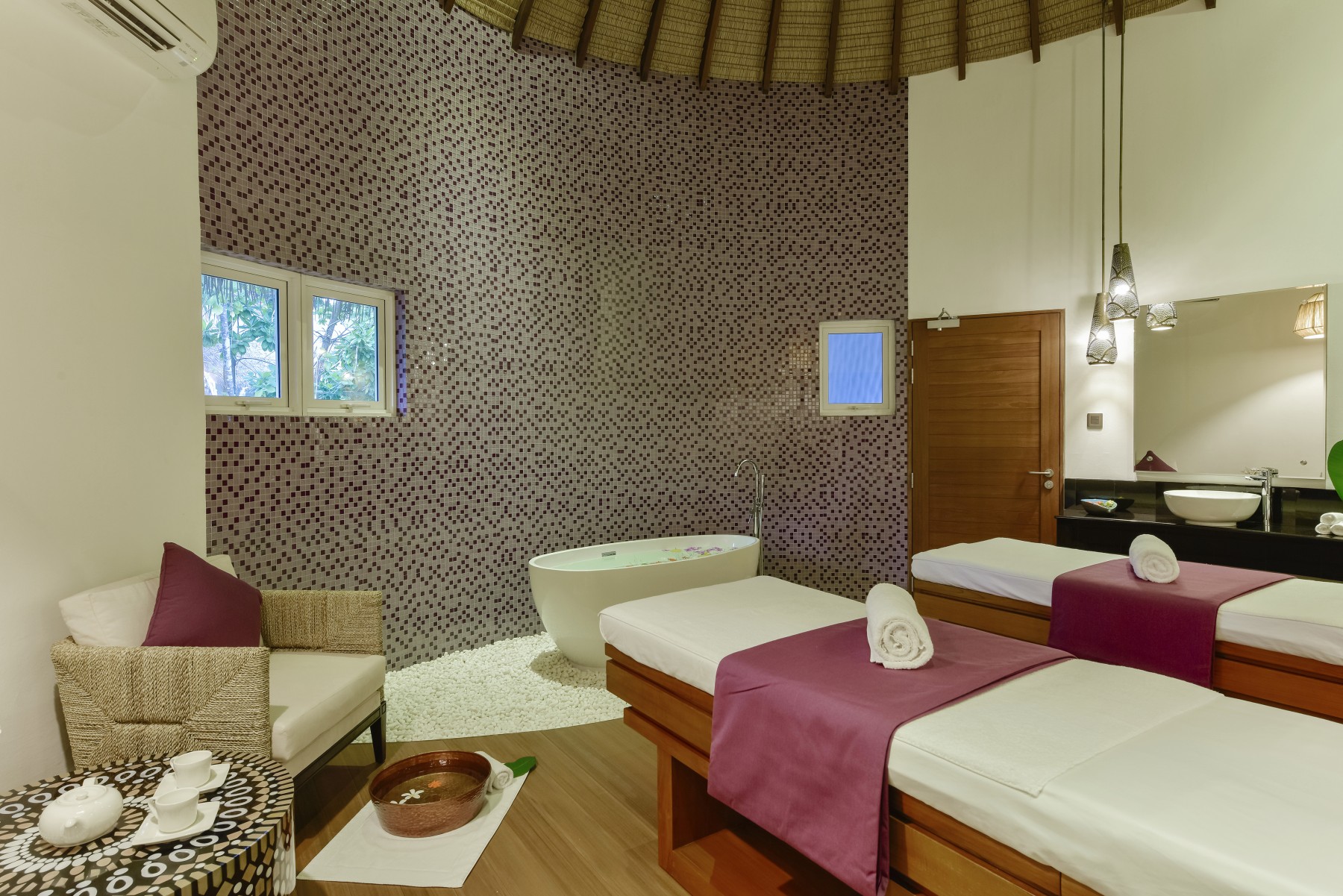 Mercure Maldives Kooddoo Resort